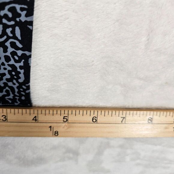 Nike‎ Legendary Womens Leggings Gray Black Pants Chevron Striped Mid Rise Size S - Picture 11 of 12